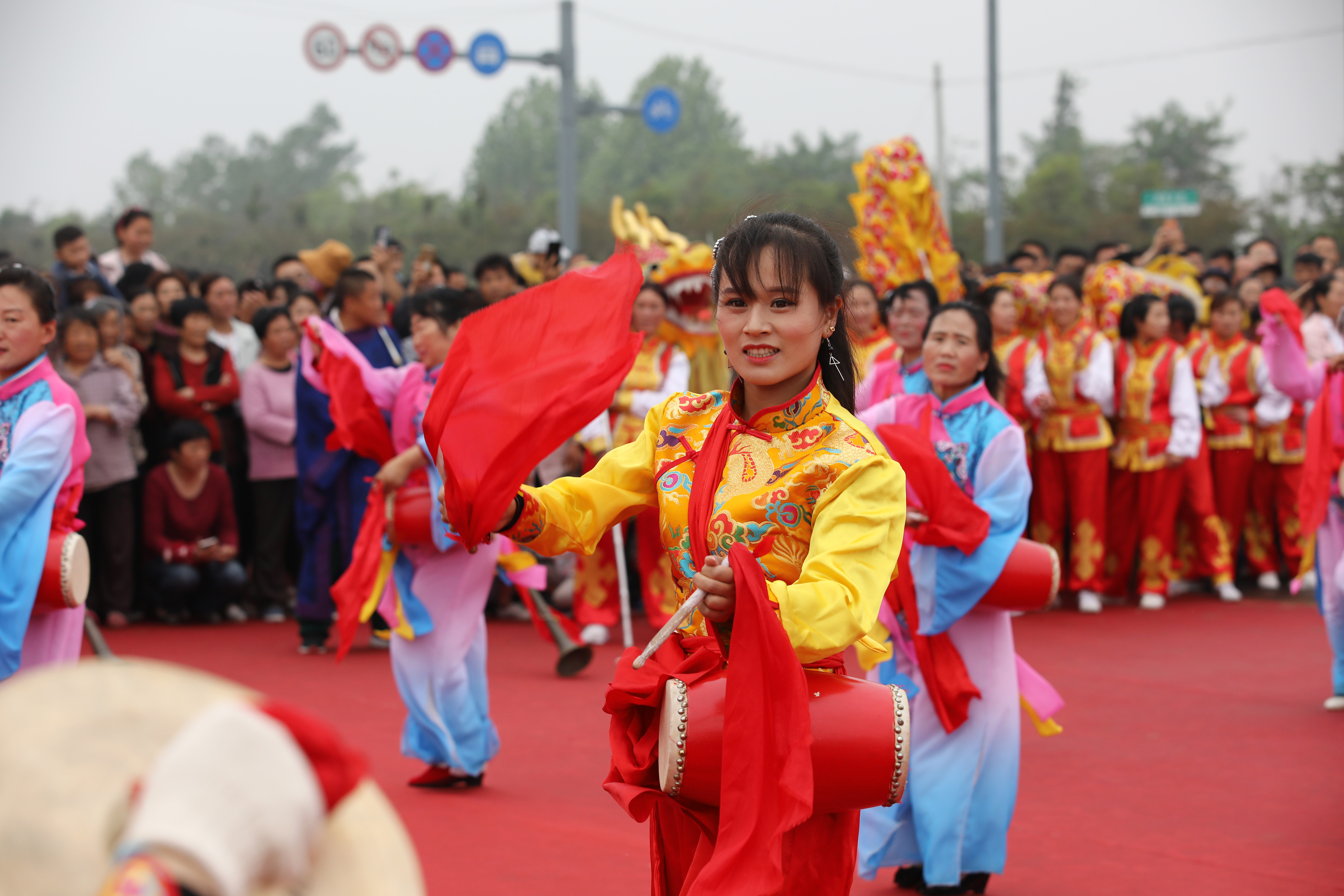 连云港舞龙舞狮表演,赣榆舞龙闹新春舞蹈