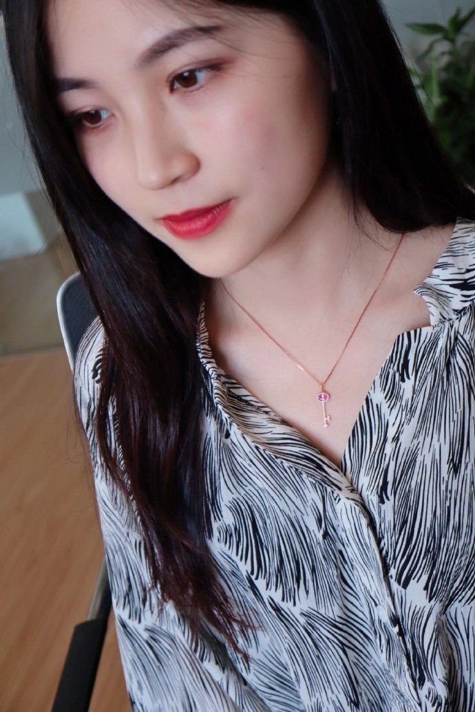 七夕节给女朋友送什么首饰好呢,七夕节礼物送什么首饰好