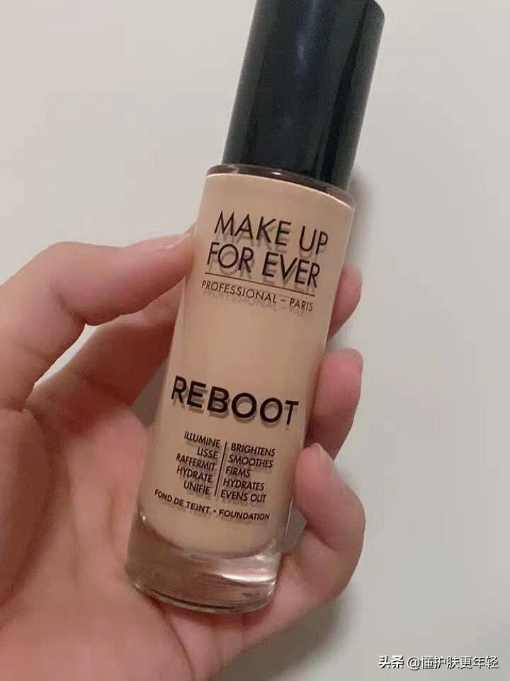 日常妆容用些什么粉底液好,怎样涂粉底液才会更好看