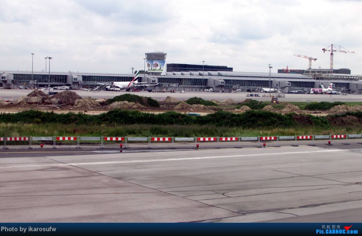 波兰航空公司5505号班机空难事件,波兰航空伊尔62客机空难