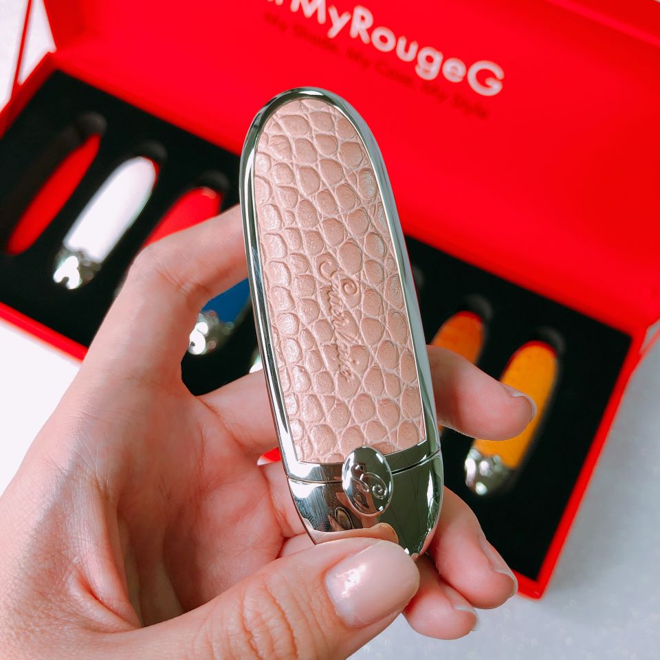 娇兰臻彩宝石唇膏外壳樱花限定,娇兰蜜吻润唇膏试色