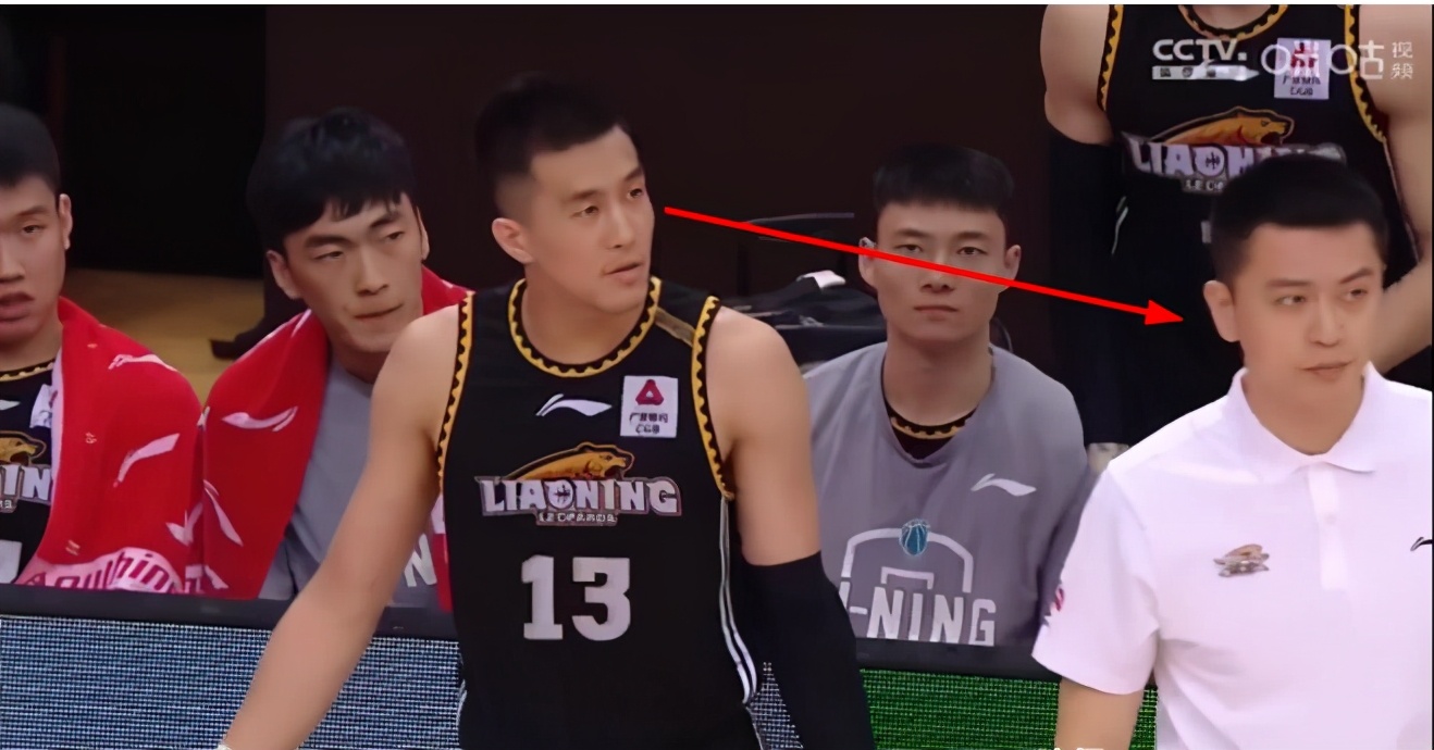 郭艾伦和杨鸣冲突视频,郭艾伦最新消息与杨鸣