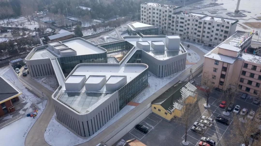 高端幼儿园设计效果图,单层幼儿园设计图及效果图