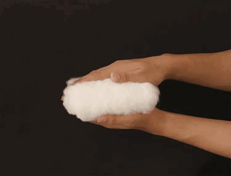 这个30岁年轻人，卖拖鞋1年挣2个亿！义乌老师傅：长江后浪推前浪