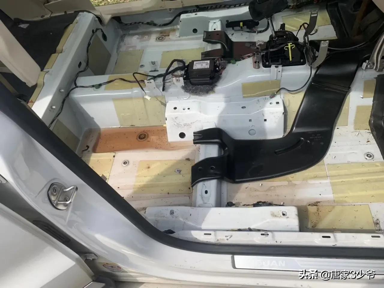 一场暴雨过后又积水,途观最新款天窗还会漏水吗