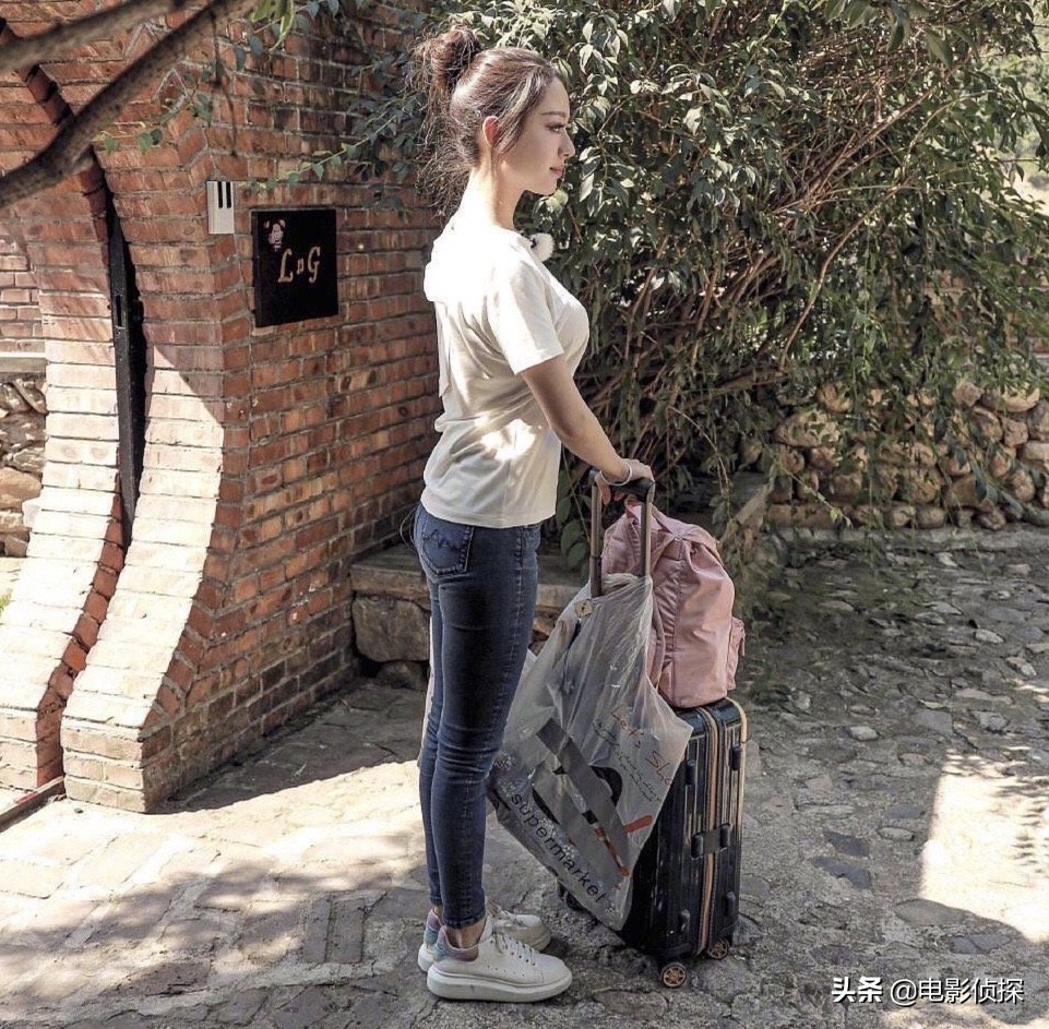 6年时间，郎家把“Gina”养成“吉娜”，“完美太太”的代价太大