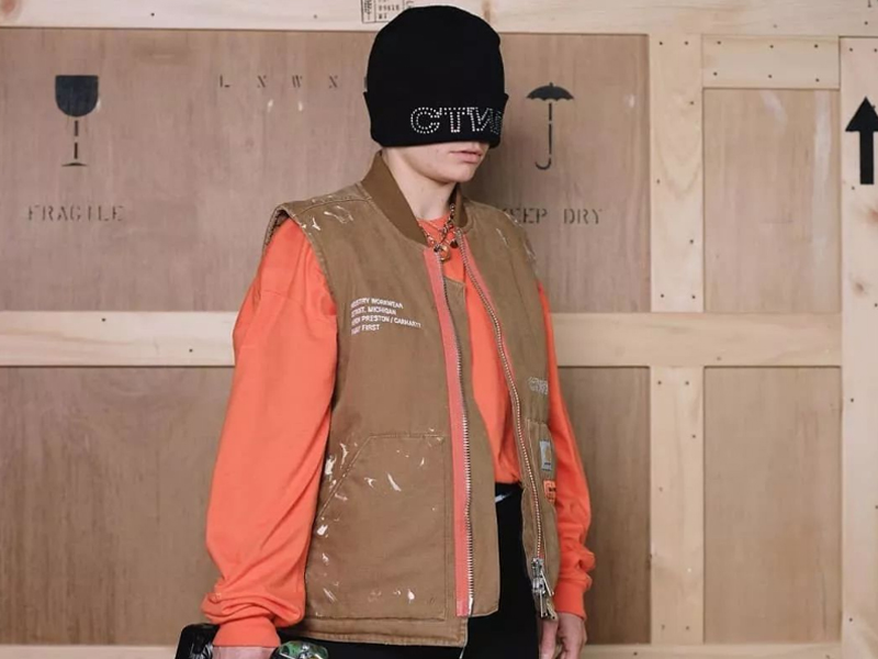 朱一龙时装男装图,在武汉穿西服的明星朱一龙