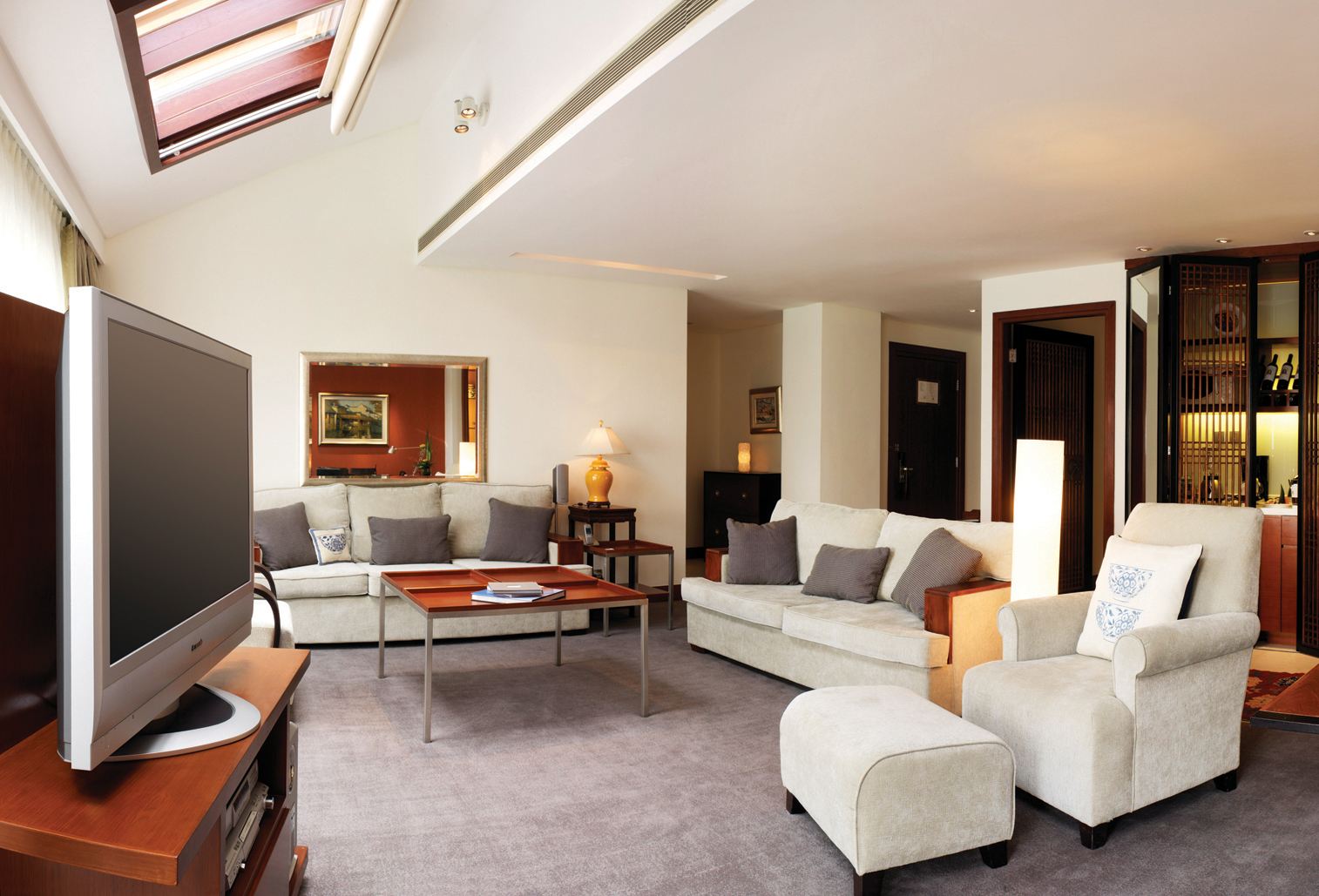 寻找第89个惊喜，上海88新天地，中西文化碰撞之美