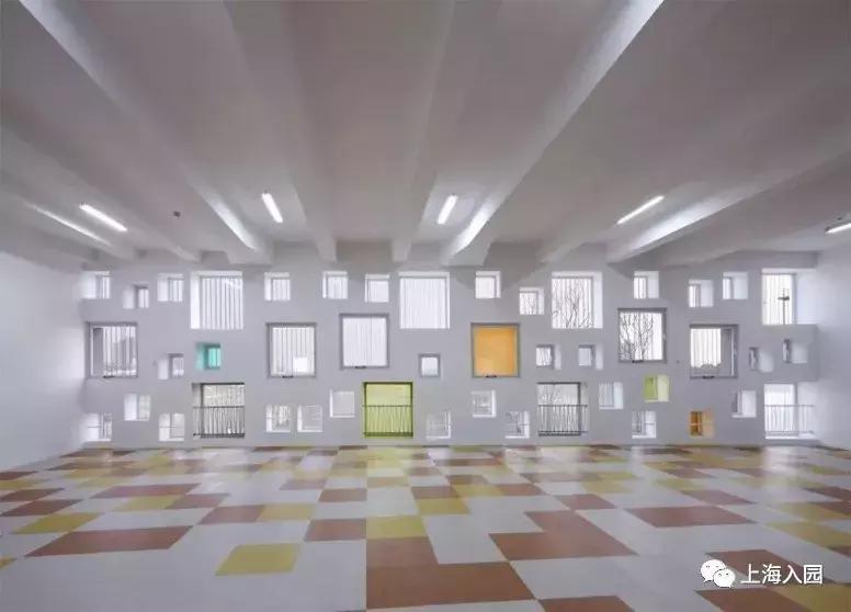 美爆了！上海的公办幼儿园也能这么好看！最低学费不到200元/月