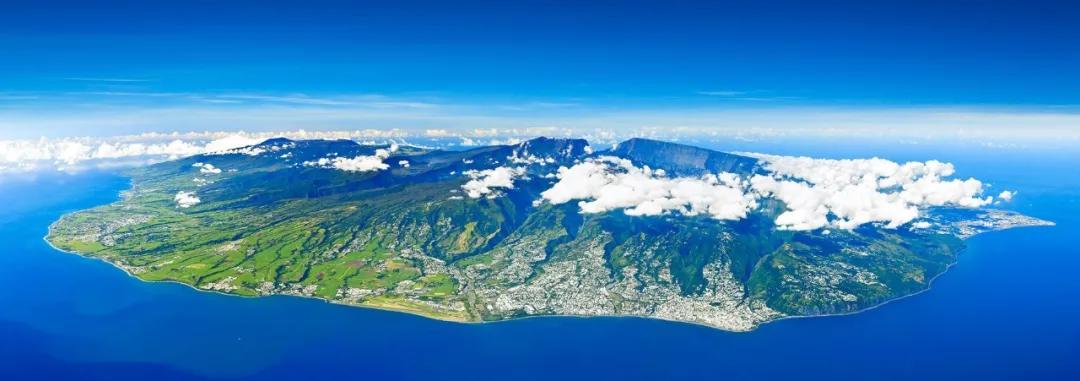 留尼汪在法国的地位,留尼汪离法国多远