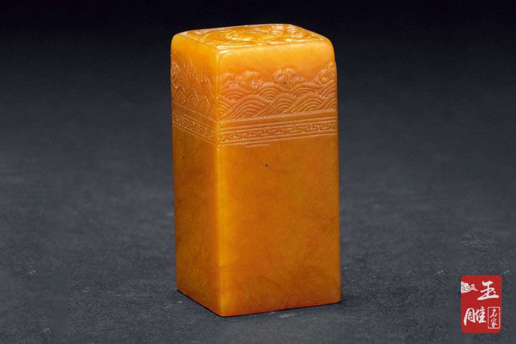 乌鸦皮田黄石2023年一克多少钱,寿山田黄石2023年价格多少一克