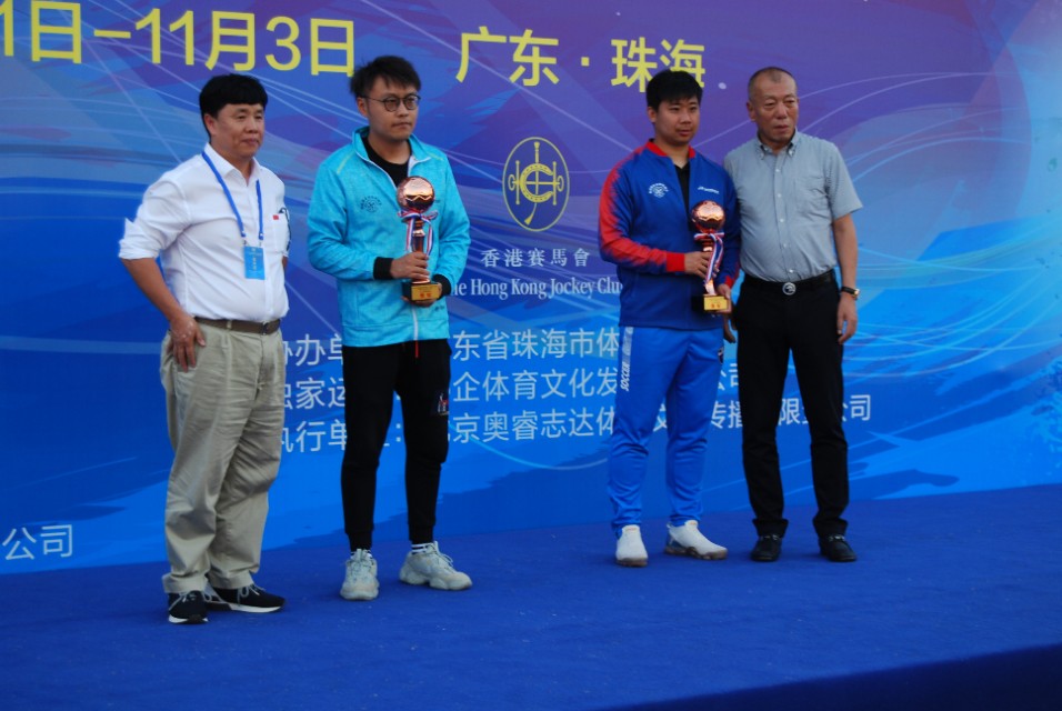 一切动力来源于仇恨,一切的动力来自于渴望