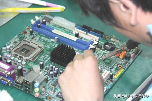 电脑主板不通电维修视频教程,电脑主板坏了维修好还是换新的好