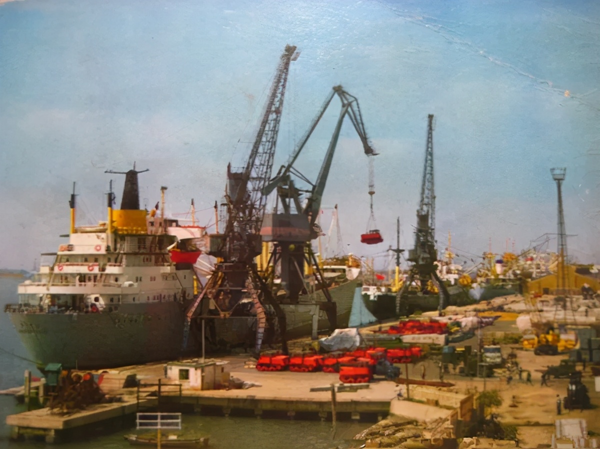 天津市南京路,天津和平路老照片的回忆