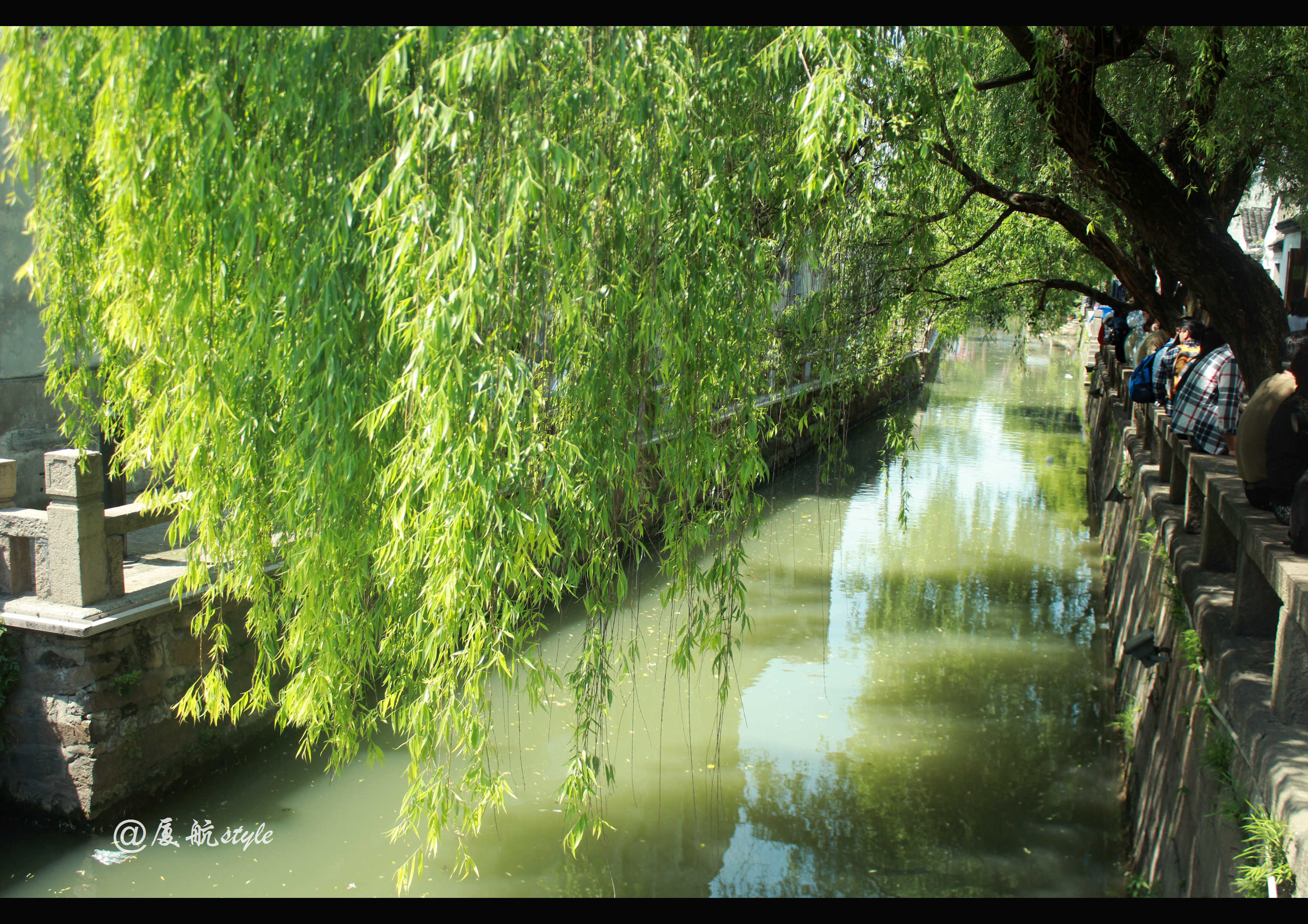 美丽的人间天堂，有着历史悠久的老街，因美食闻名天下