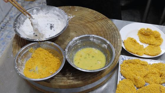 自制炸鸡排外酥里嫩好吃又健康,好吃又简单的炸鸡排