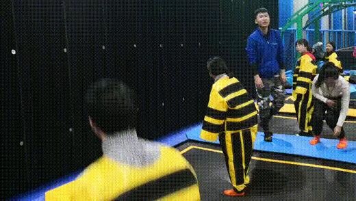 魔都大型解压游乐场,魔都摩天滑梯