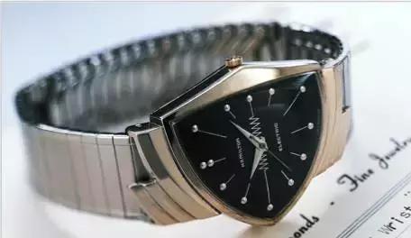 最不务正业的车企,史上最不务正业的企业