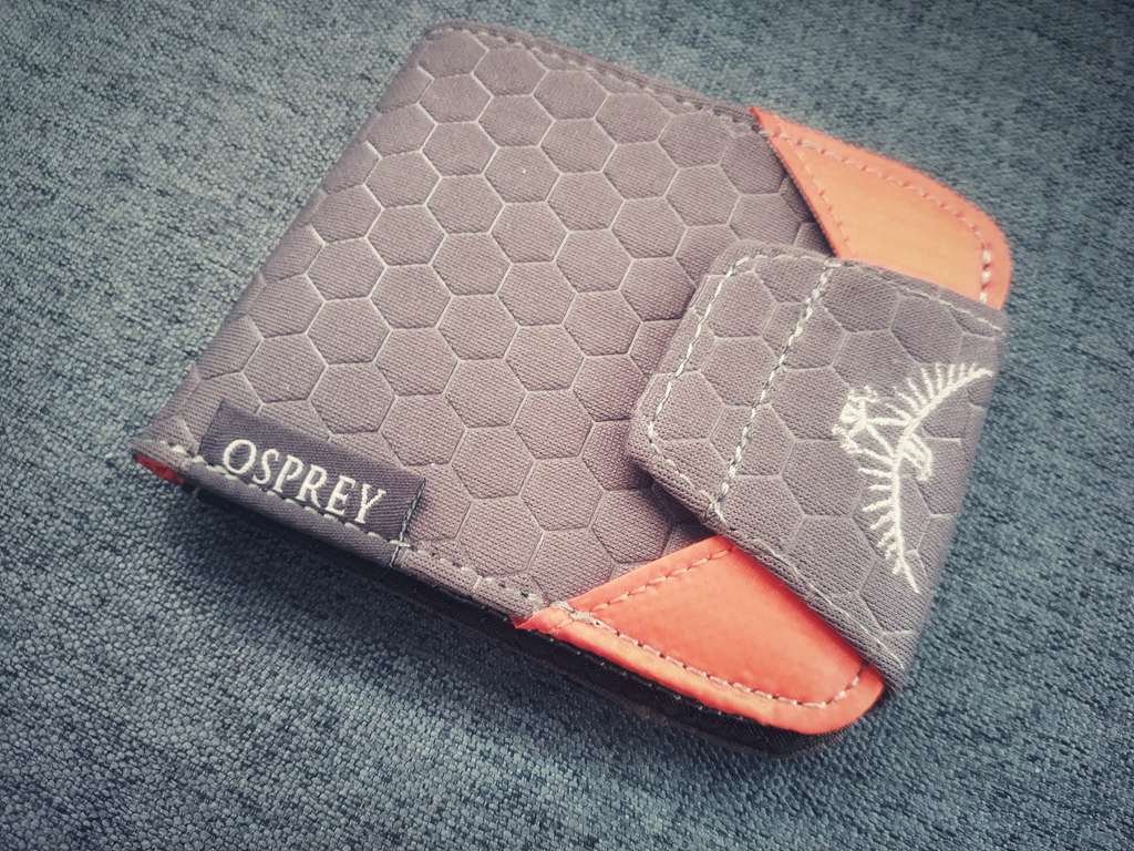 小包包里装些什么,小包包里适合放什么东西