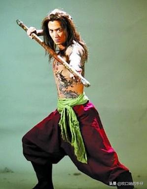 水浒传九纹龙史进精彩片段,水浒传九纹龙史进人物分析1000字