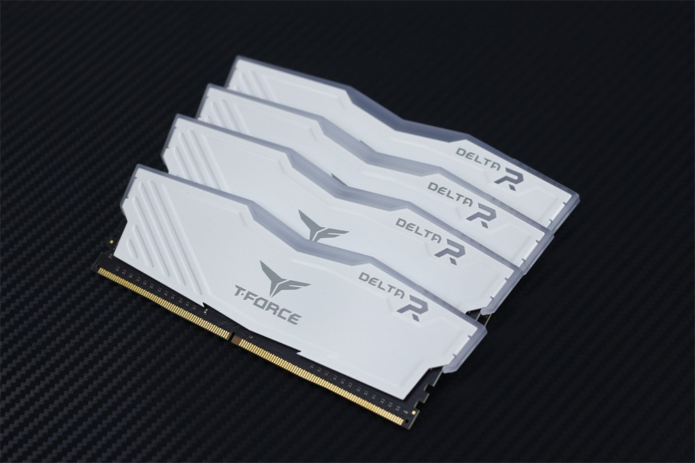 索泰2080tipgf和2080tiplus,七彩虹2080ti和索泰2080ti对比