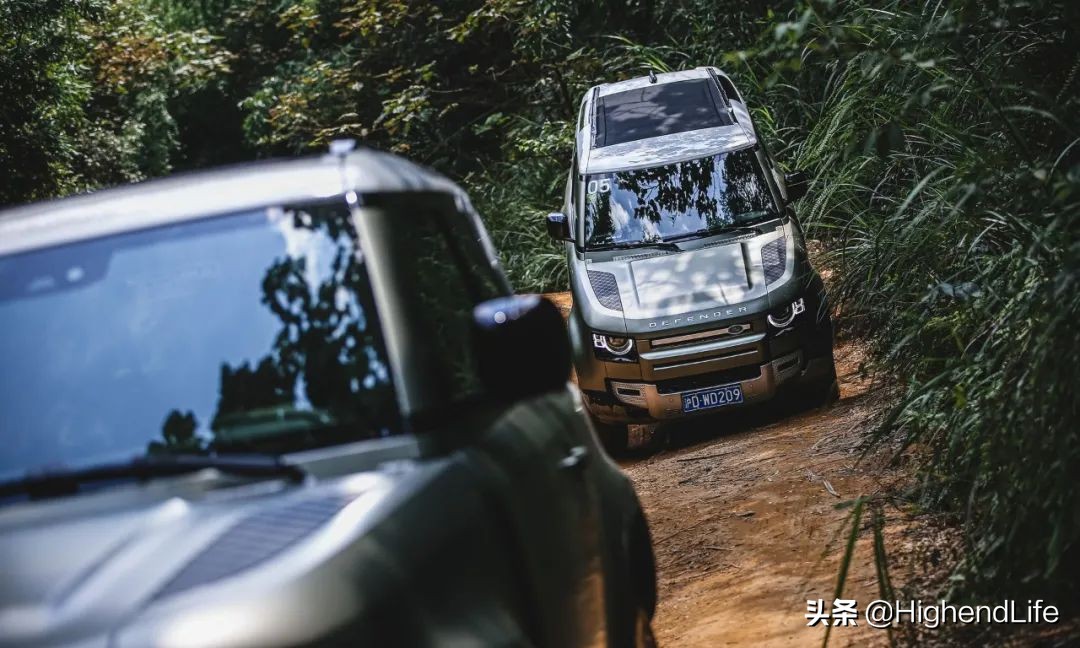 路虎卫士90110130的区别,路虎卫士902.0t越野试驾
