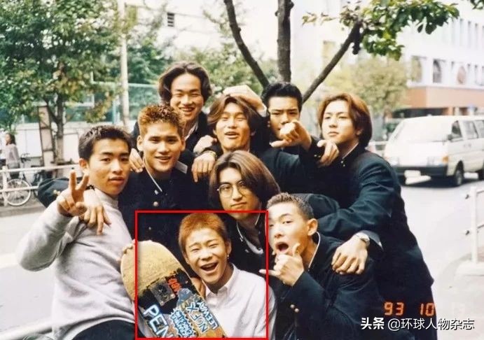 8亿买幅画、18亿包火箭，曾说“钱越花越多”的“日本王思聪”，现在穷到要卖公司了