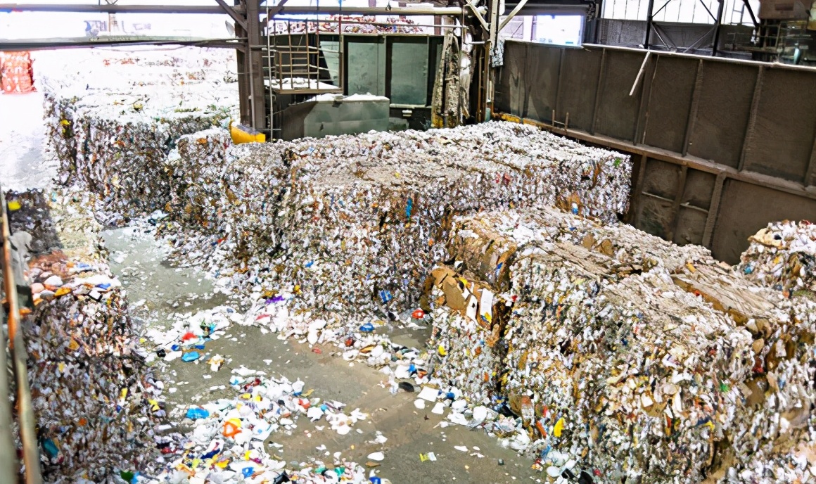 中国拒收洋垃圾后，美国遭垃圾围城？洋垃圾为何成为“过街老鼠”