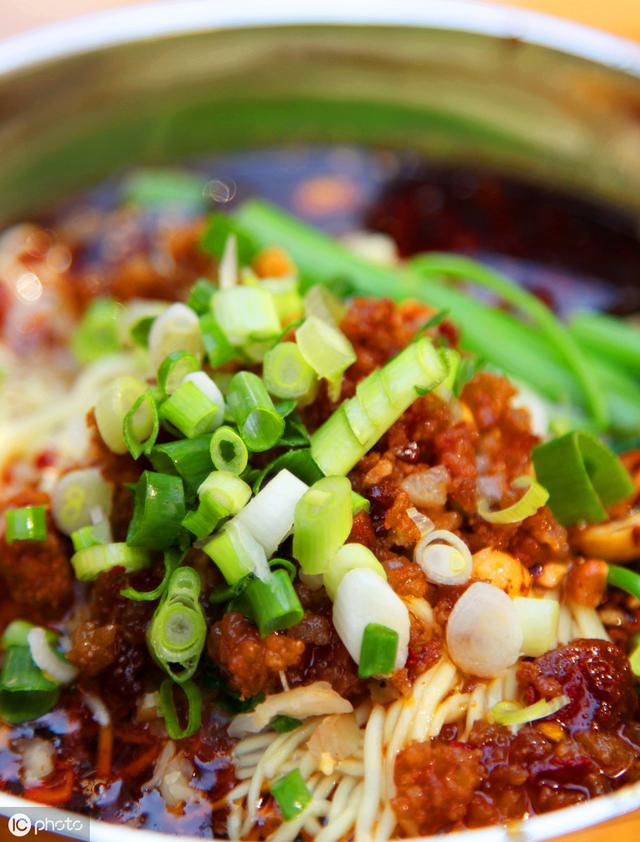 成都正宗重庆小面推荐第一名早餐,西安早餐重庆小面