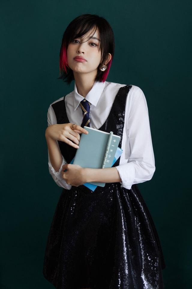 娜扎乔装打扮,娜扎换脸造型