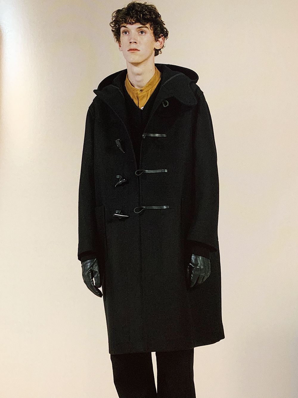 深卡其色大衣内搭什么颜色毛衣,格子大衣内搭什么颜色的毛衣好