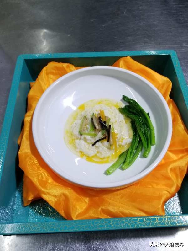 松云泽年轻照片,松云泽百年老店