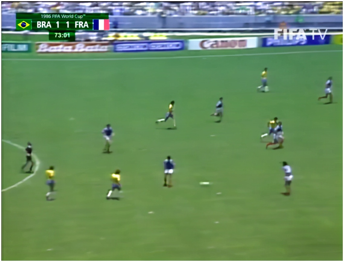 2006世界杯法国vs巴西经典图片,1986法国巴西