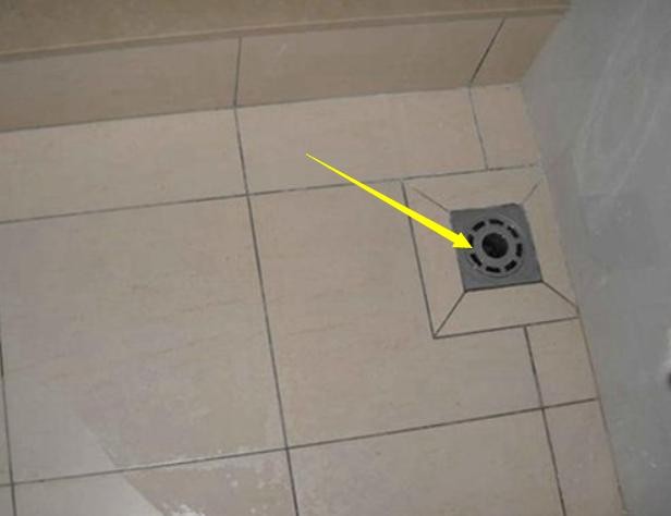 下沉卫生间为什么会出现返臭,下沉式卫生间水下不去