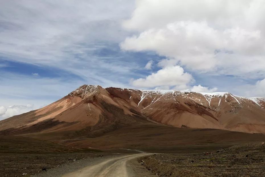 哈拉湖秘境,哈拉湖无人区游玩攻略