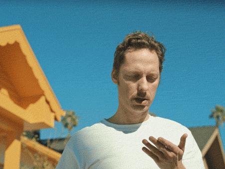 怎么解决戴口罩闷痘,戴口罩闻到自己口气正常吗