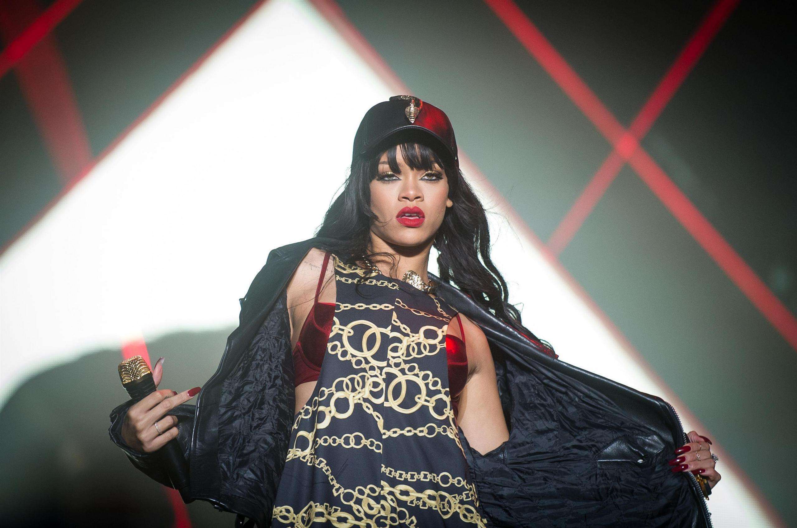 puma蕾哈娜棉鞋,puma蕾哈娜磨脚吗