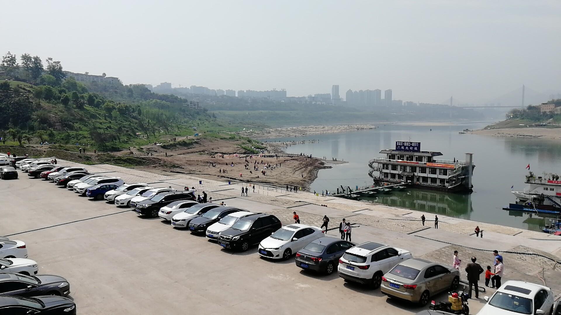 大渡口好还是巴南好,巴南和大渡口选哪个