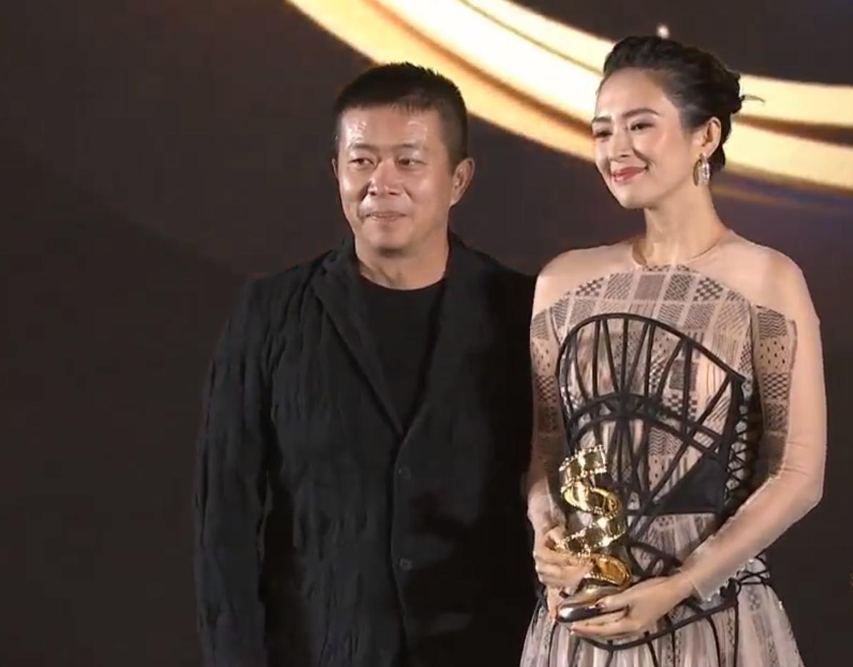 章子怡变成刘亦菲了吗,章子怡微博为什么改名