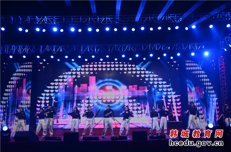 象山中学：唱响“我和我的祖国”展示三秦一流名校昂扬精气神（图）