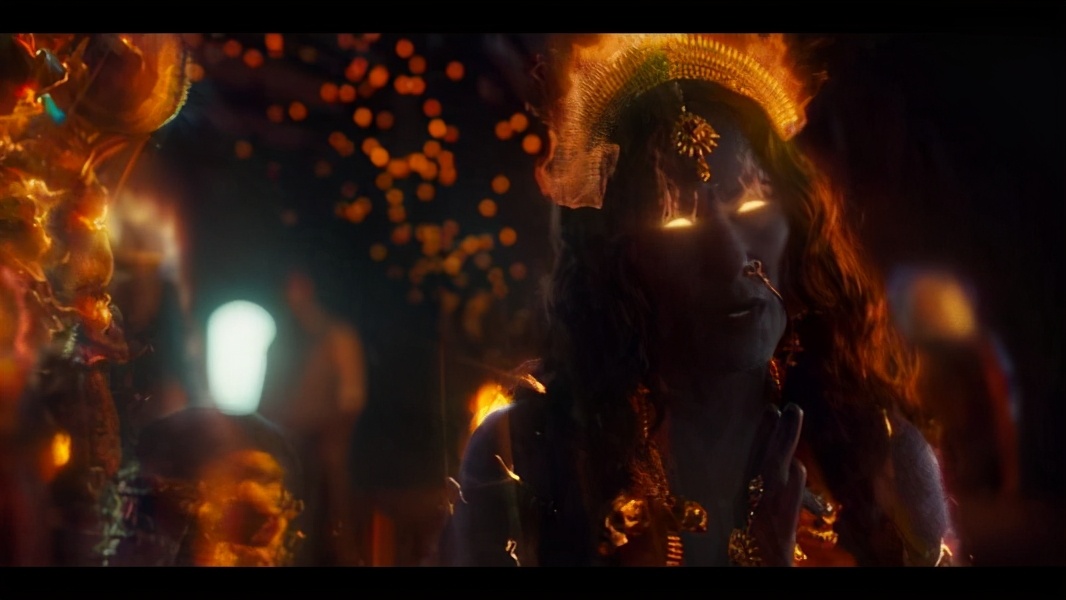 美剧《美国众神》黄暴不亚于斯巴达克斯