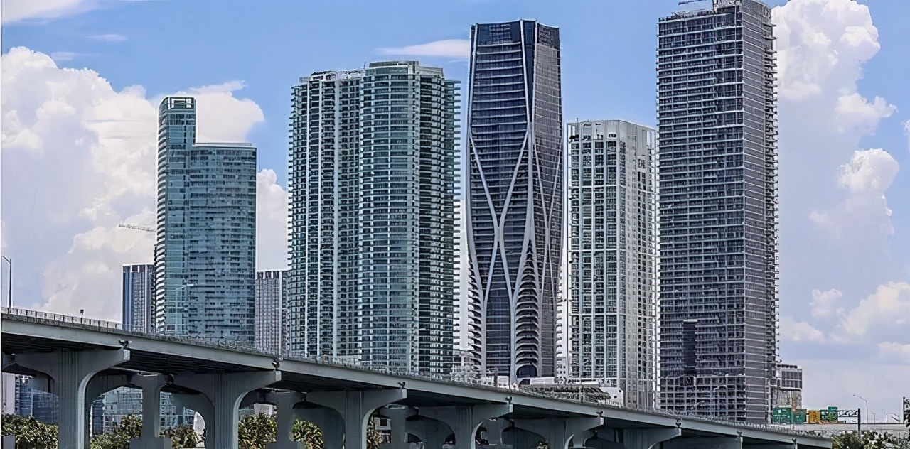 缁嗘暟閭ｄ簺浣忚豹瀹呯殑鏄庢槦 (鏄庢槦浣忚豹瀹呭叾瀹炰粬浠綇寰楀緢瀵掗吀)