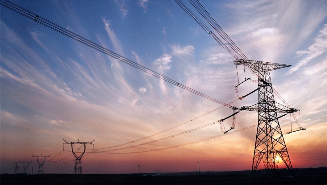 我国第一艘航母百科,中国第一艘航母有多大