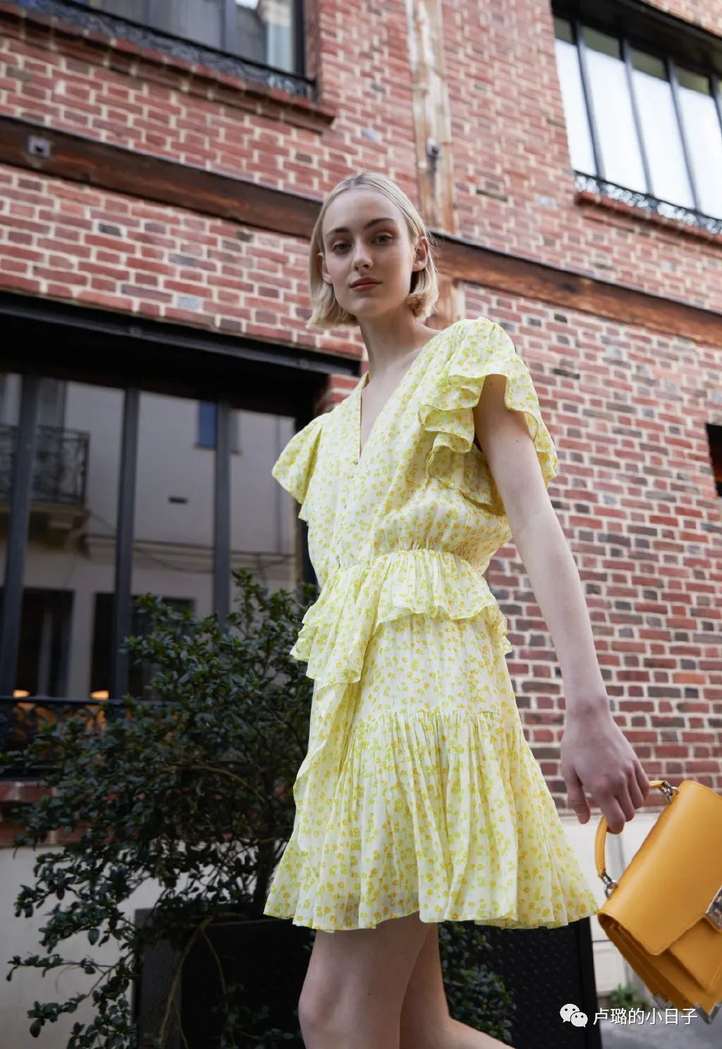 真正的法国女人,真正的巴黎女生冬天都在穿什么