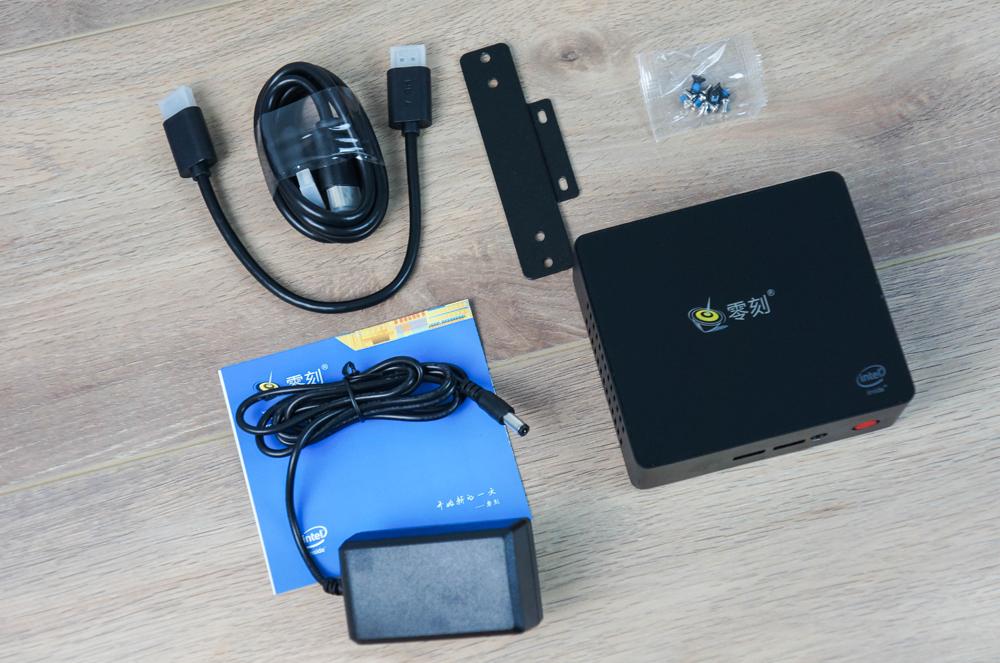 有意思：没想到电视盒般大小会是电脑，零刻EQ55上手体验