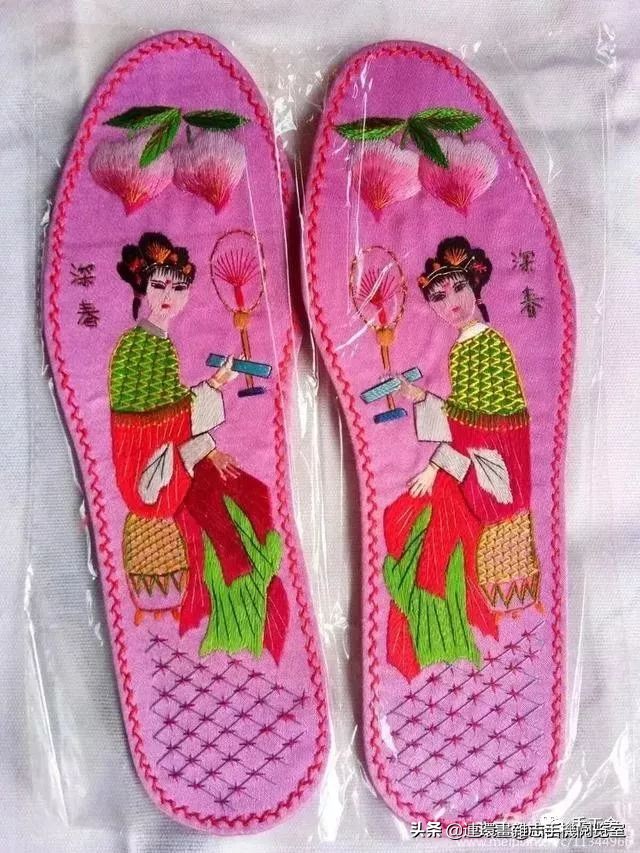 鞋垫绣花制作教程全过程,陕北民间纯手工鞋垫绣花