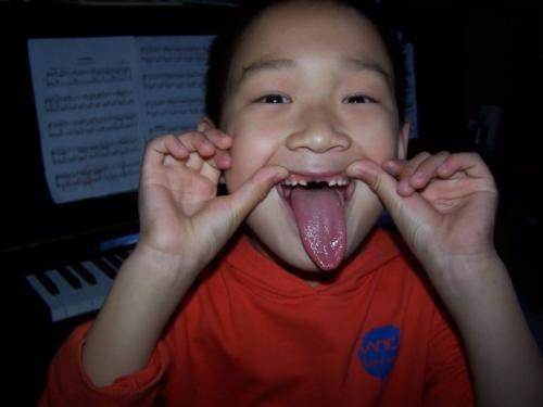 六岁孩子要换牙需要注意什么,七岁小朋友换牙需要注意什么