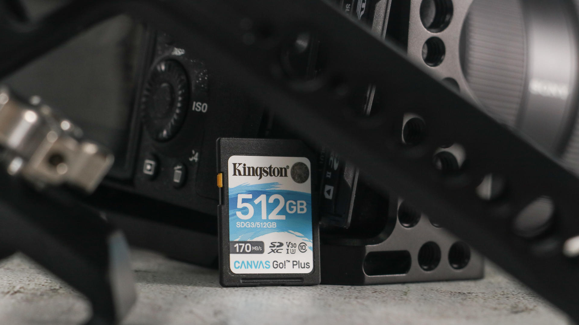 金士顿32g内存卡加二合一读卡器,金士顿u3tf卡