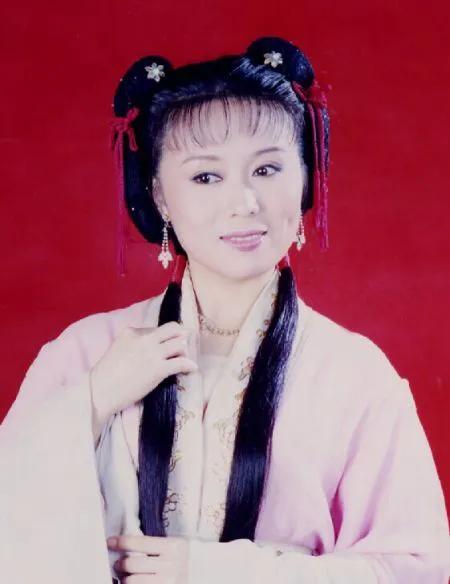 黄梅戏名家吴琼有几段婚姻,黄梅戏吴琼和老公有孩子吗