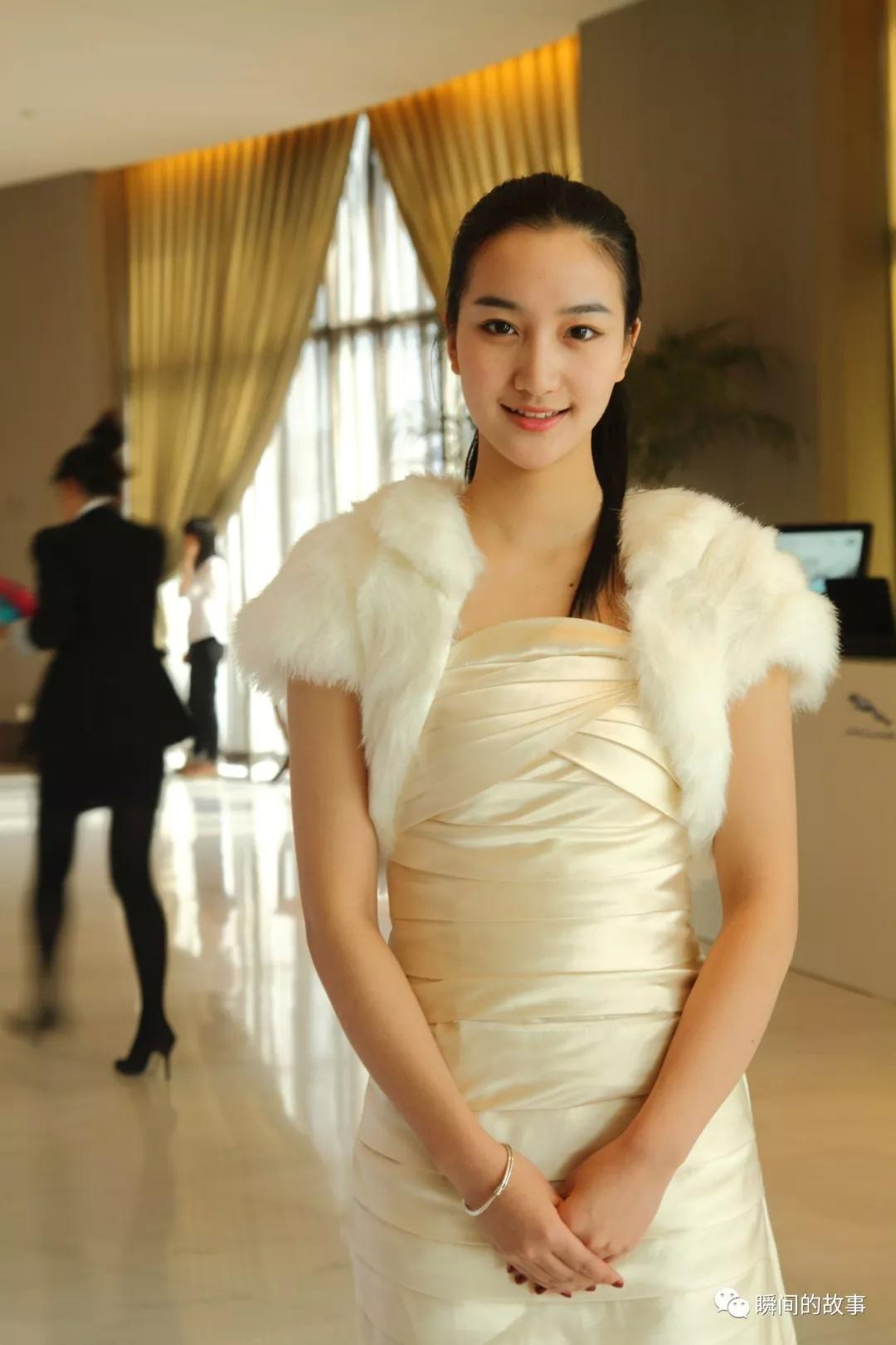 4s店小车车模,4s车模